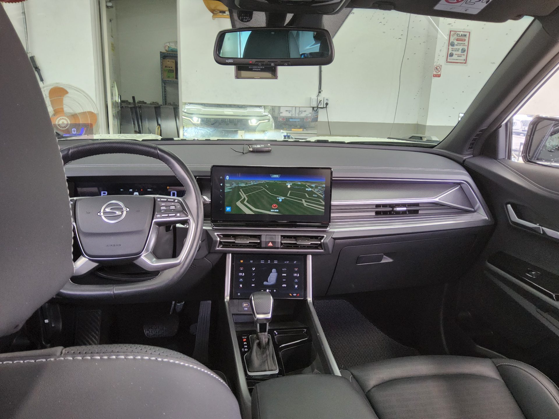 KG Mobility Torres 2023 - Image 10