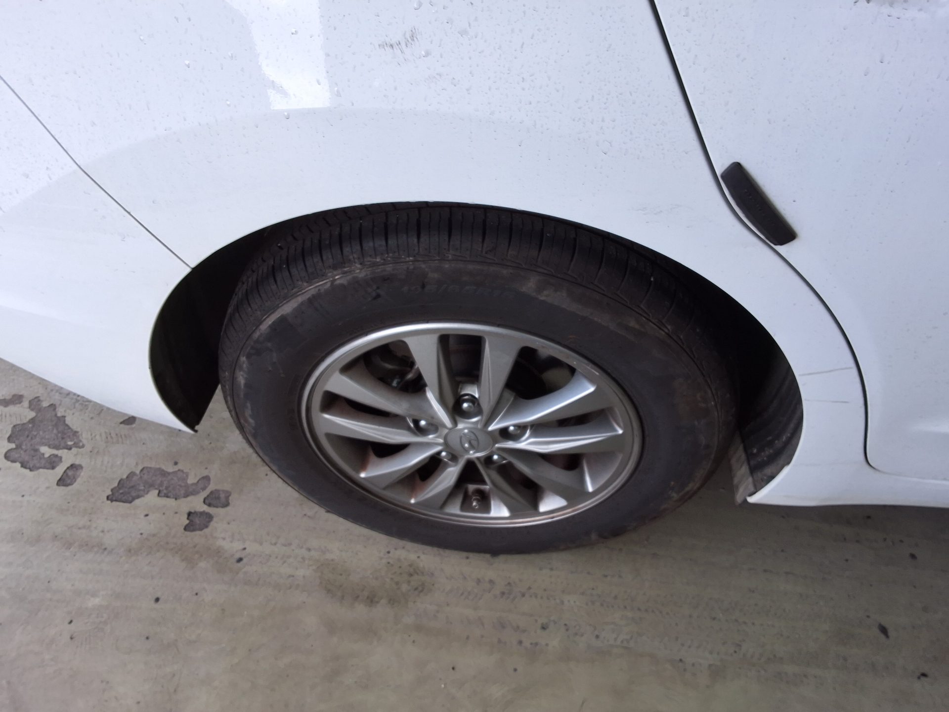 Hyundai Elantra 2019 - Image 19