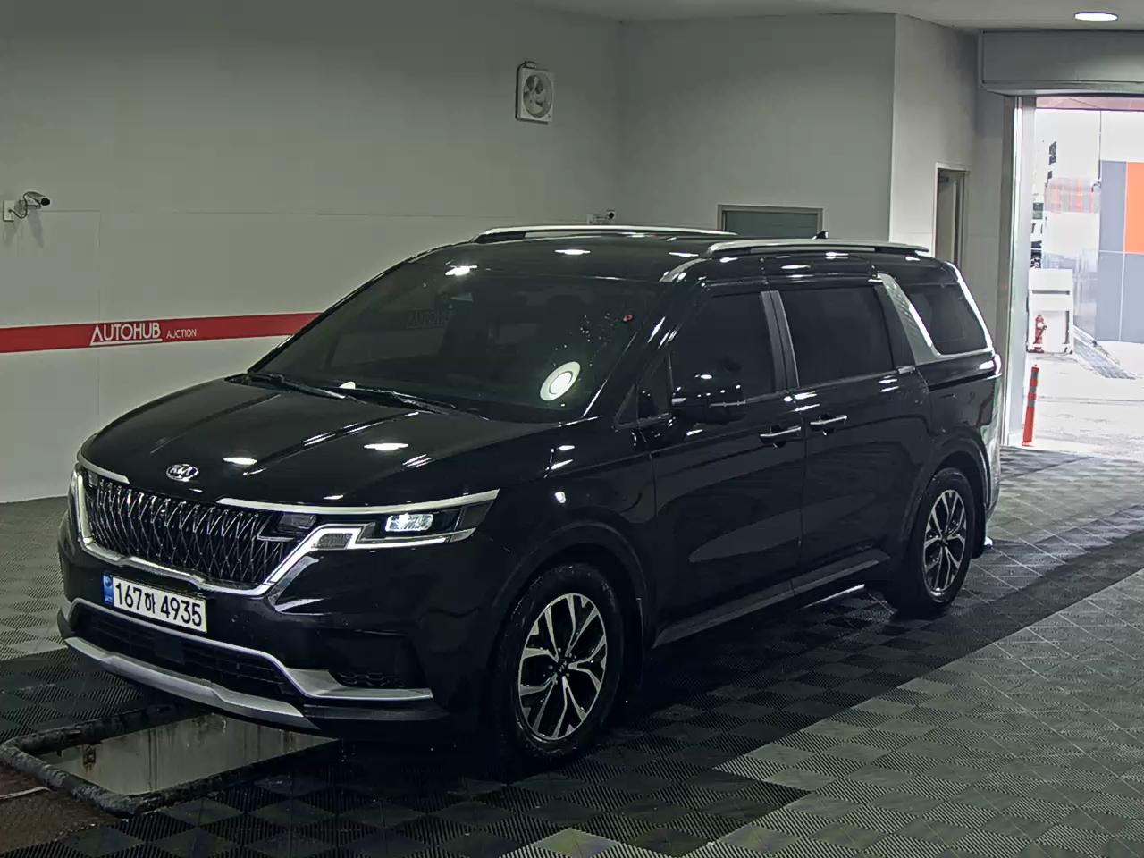 2021 - kia carnival