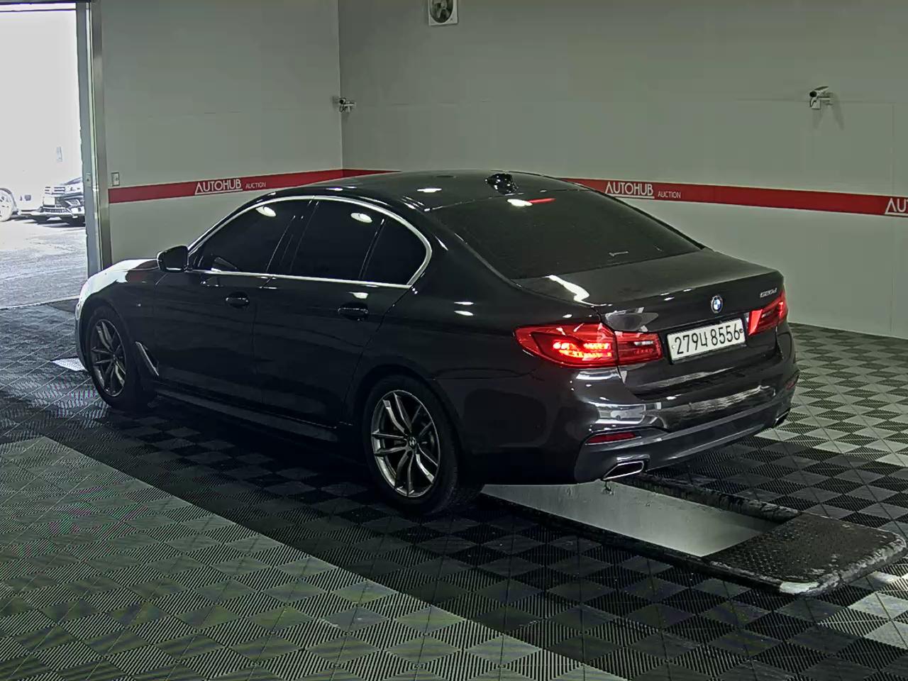 BMW 5 Series 2020 - Image 5