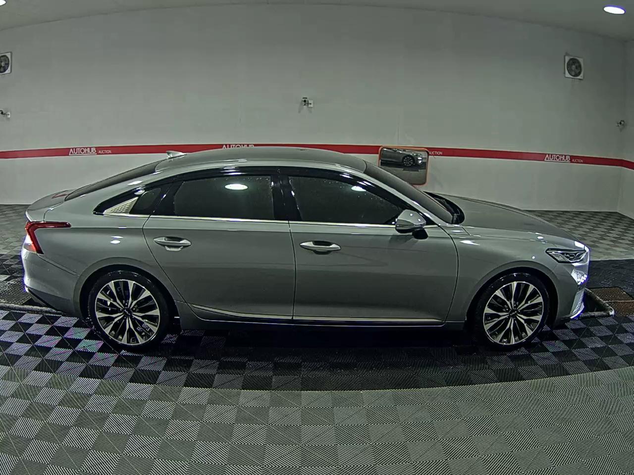 Kia K8 2022 - Image 3