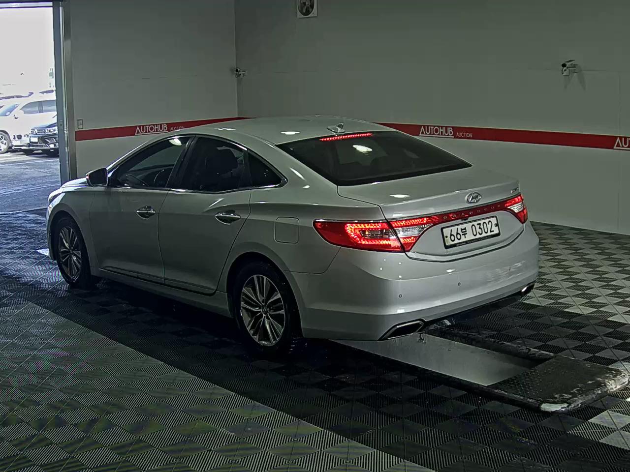 Hyundai Grandeur 2016 - Image 5