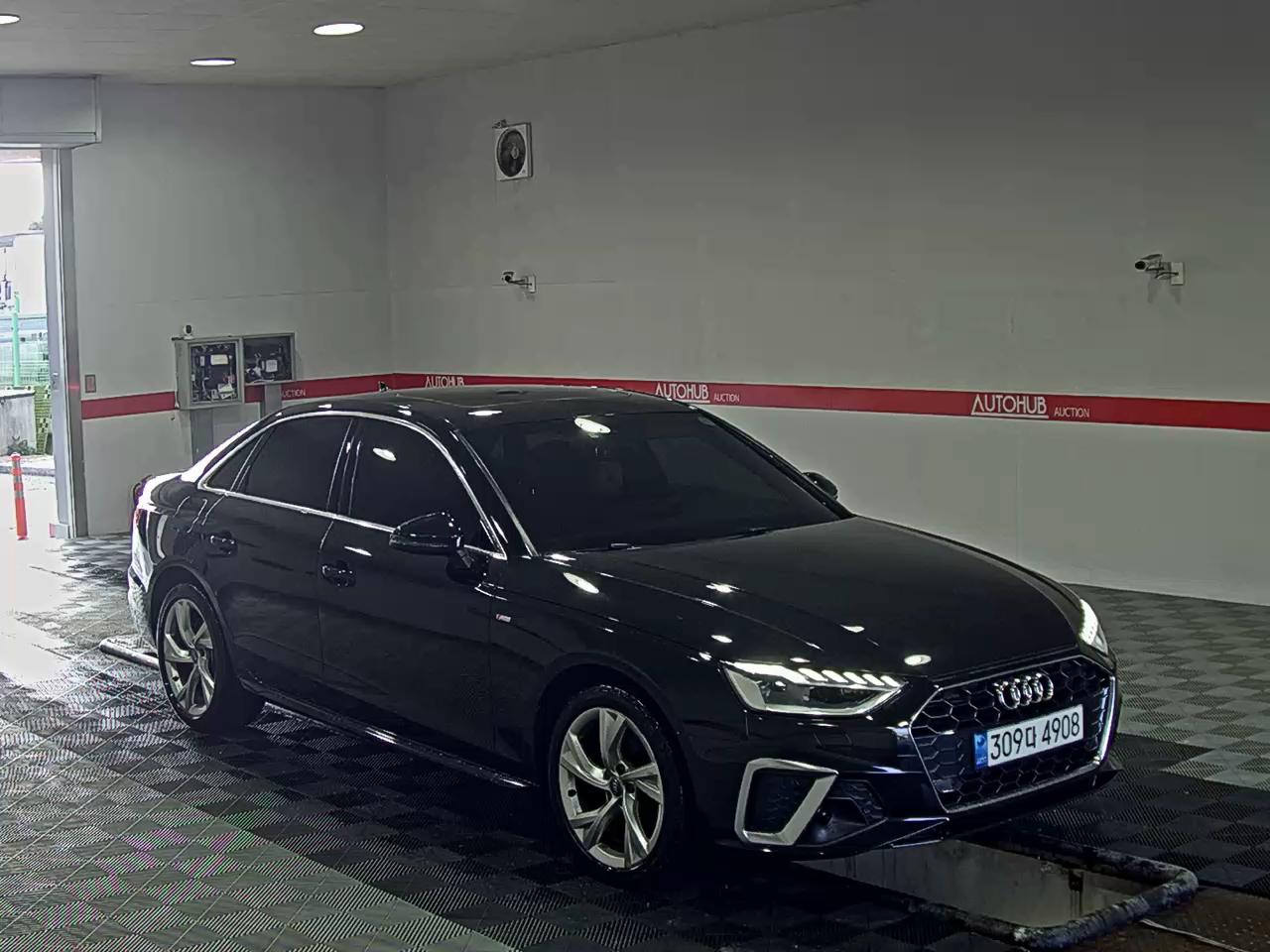 아우디 A4 2021 - 이미지 2