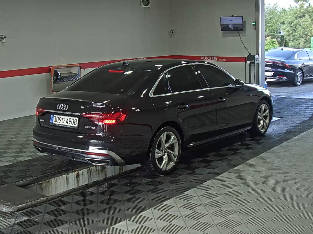 아우디 A4 2021 - 이미지 4