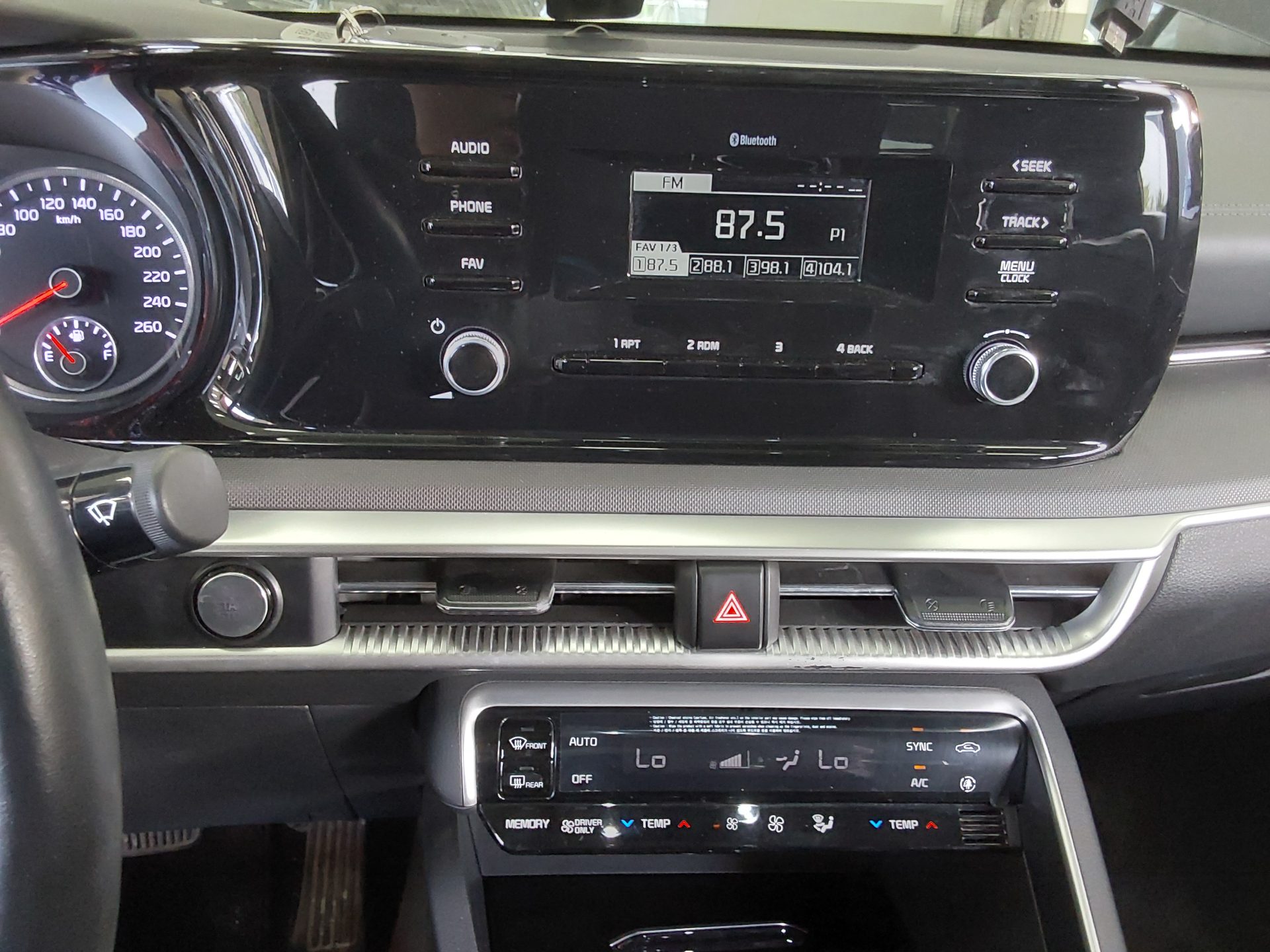 كيا K5 2022 - صورة 17