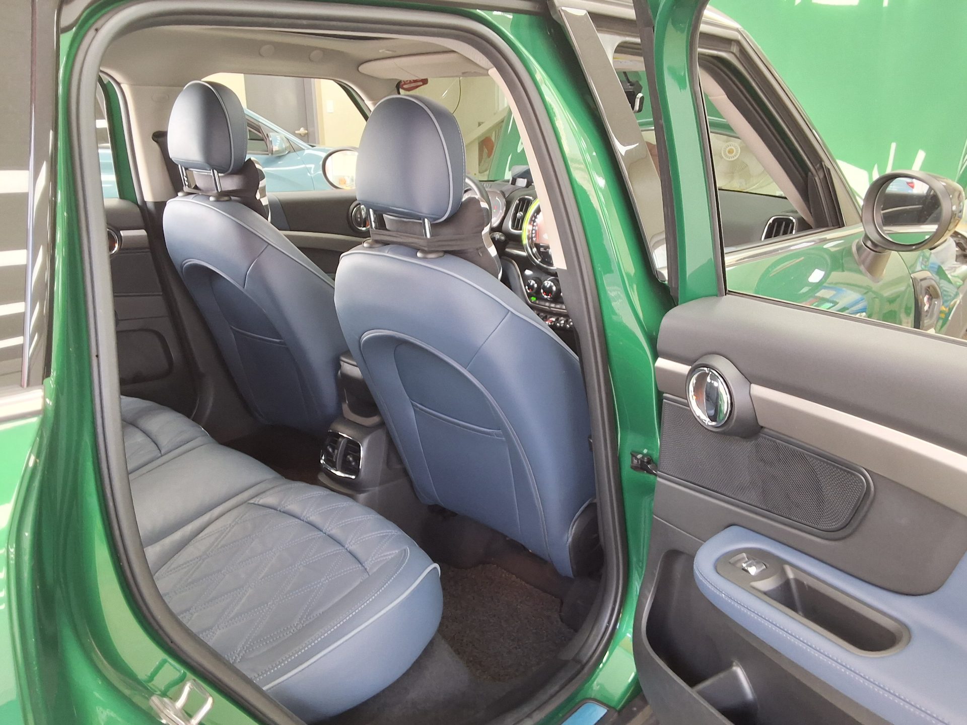 BMW MINI 2023 - Image 12