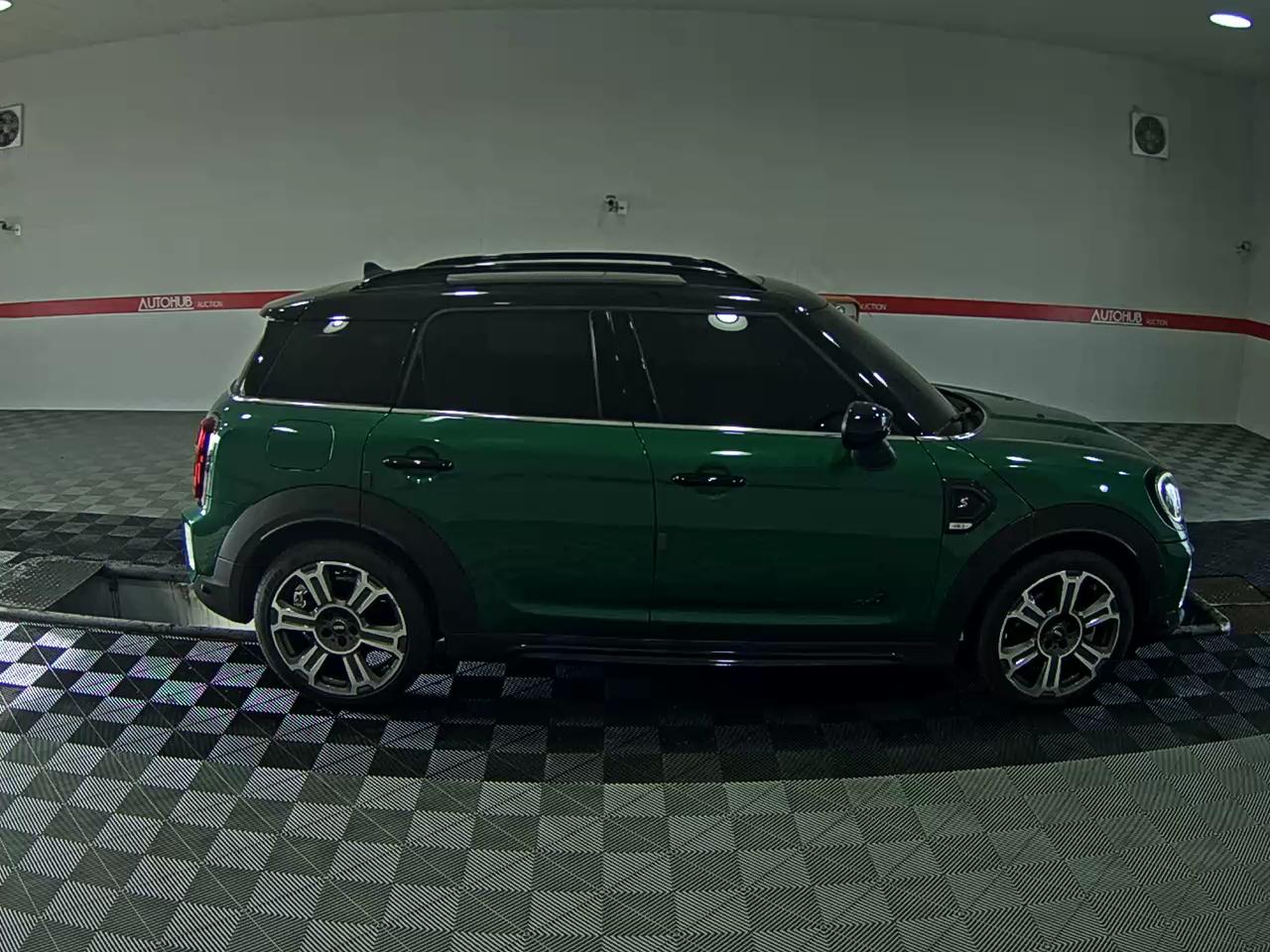 BMW MINI 2023 - Image 3