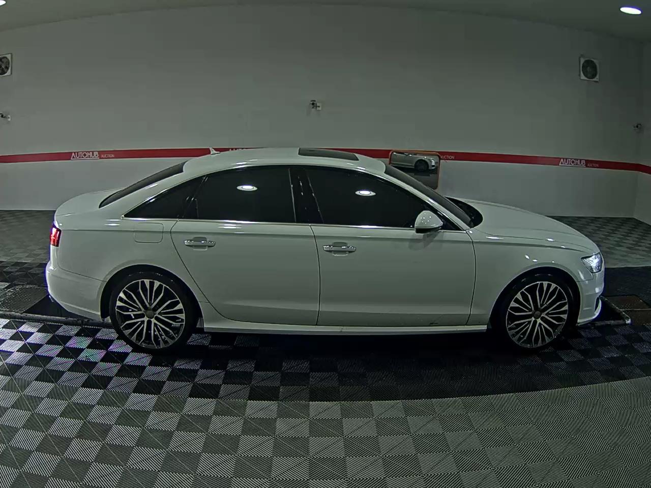 أودي A6 2016 - صورة 3