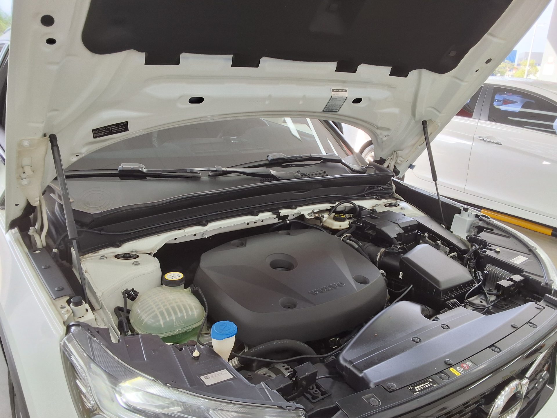 VOLVO 볼보 2020 - 이미지 16