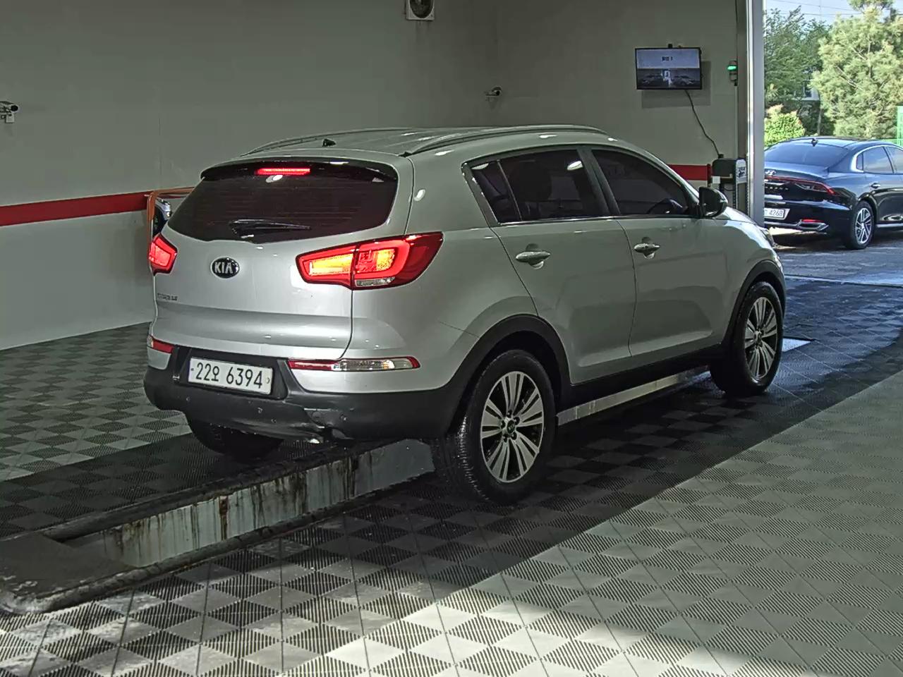 كيا أخرى 2015 - صورة 4