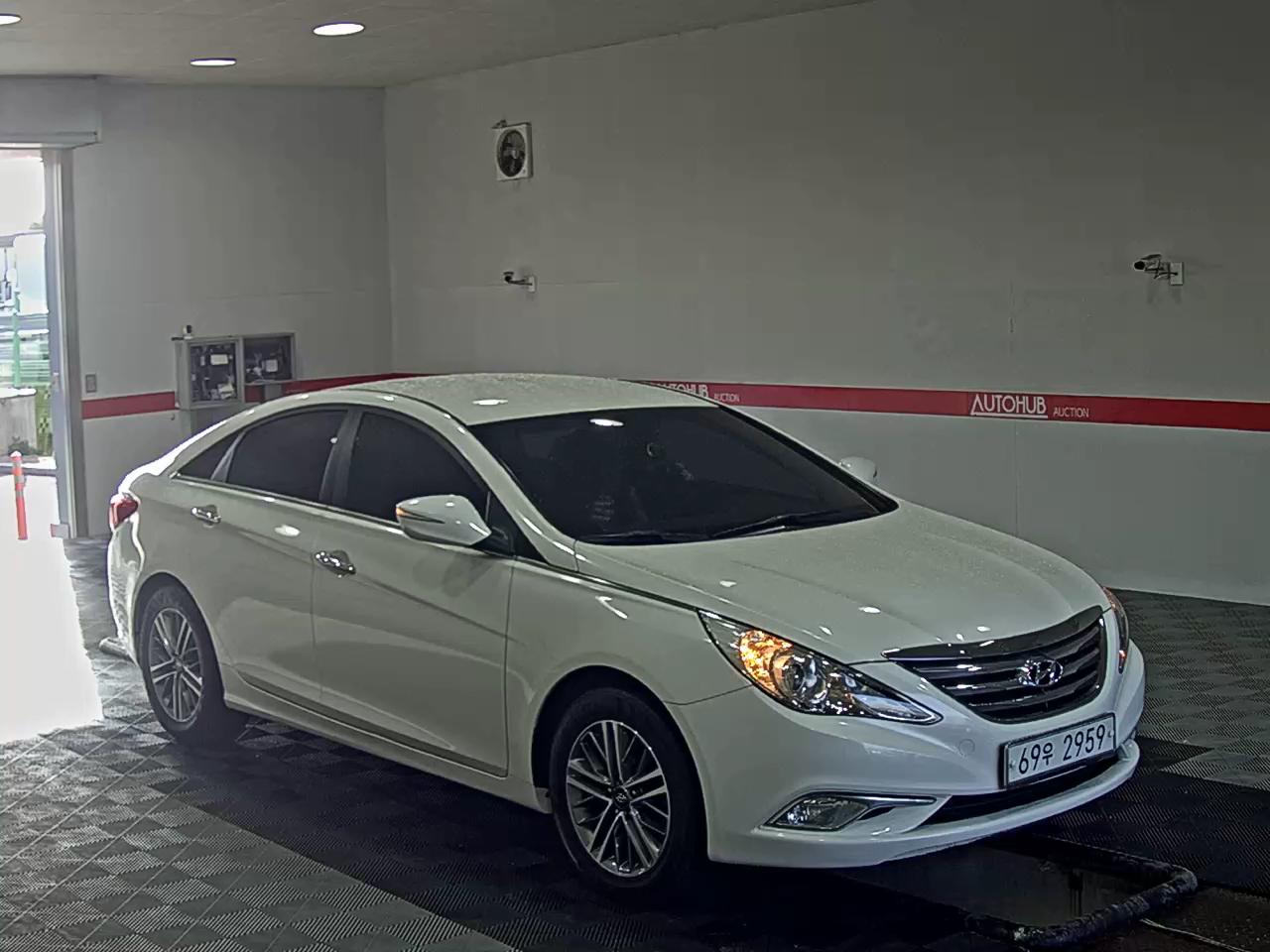 هيونداي سوناتا 2014 - صورة 2