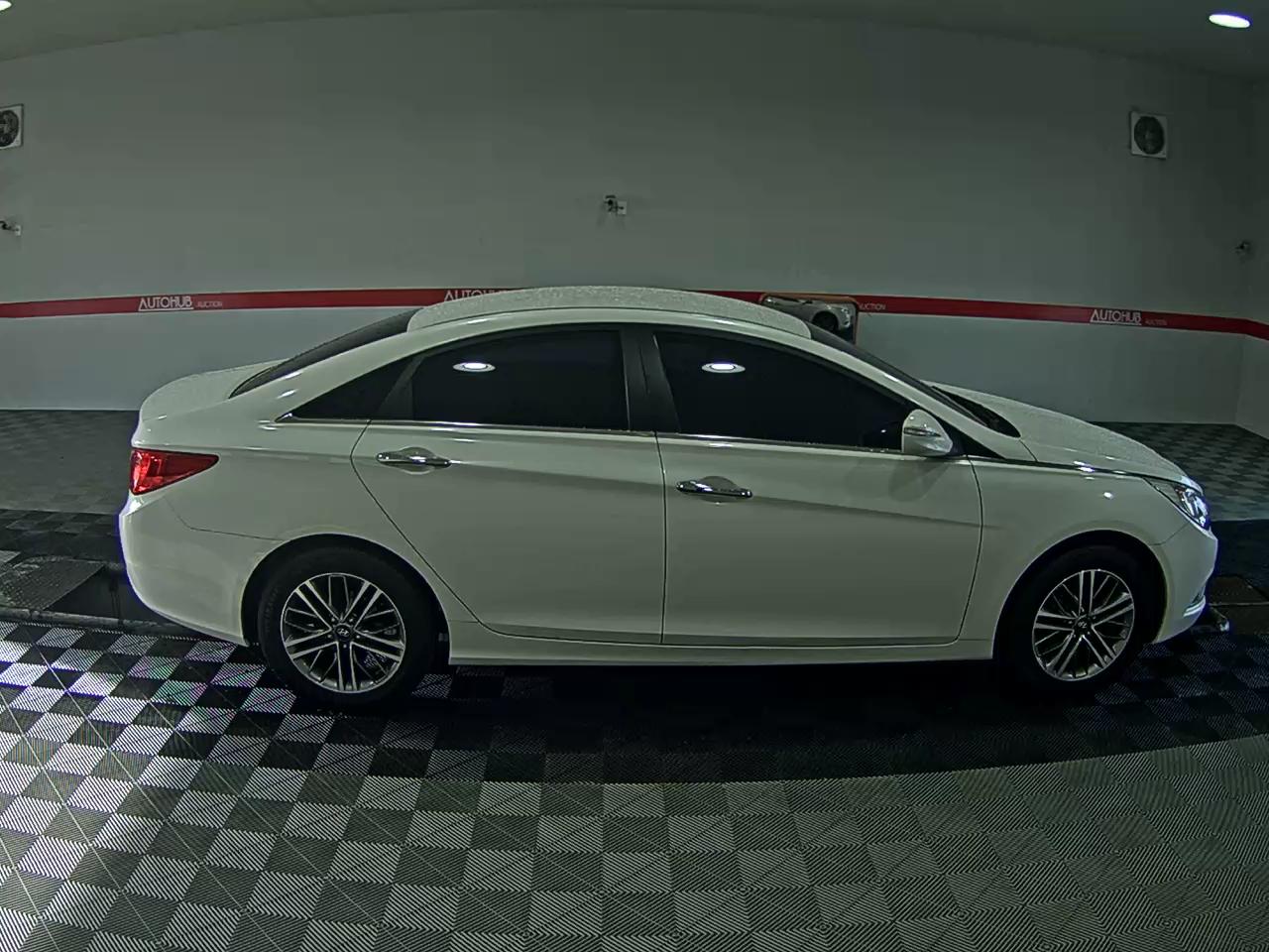 هيونداي سوناتا 2014 - صورة 3