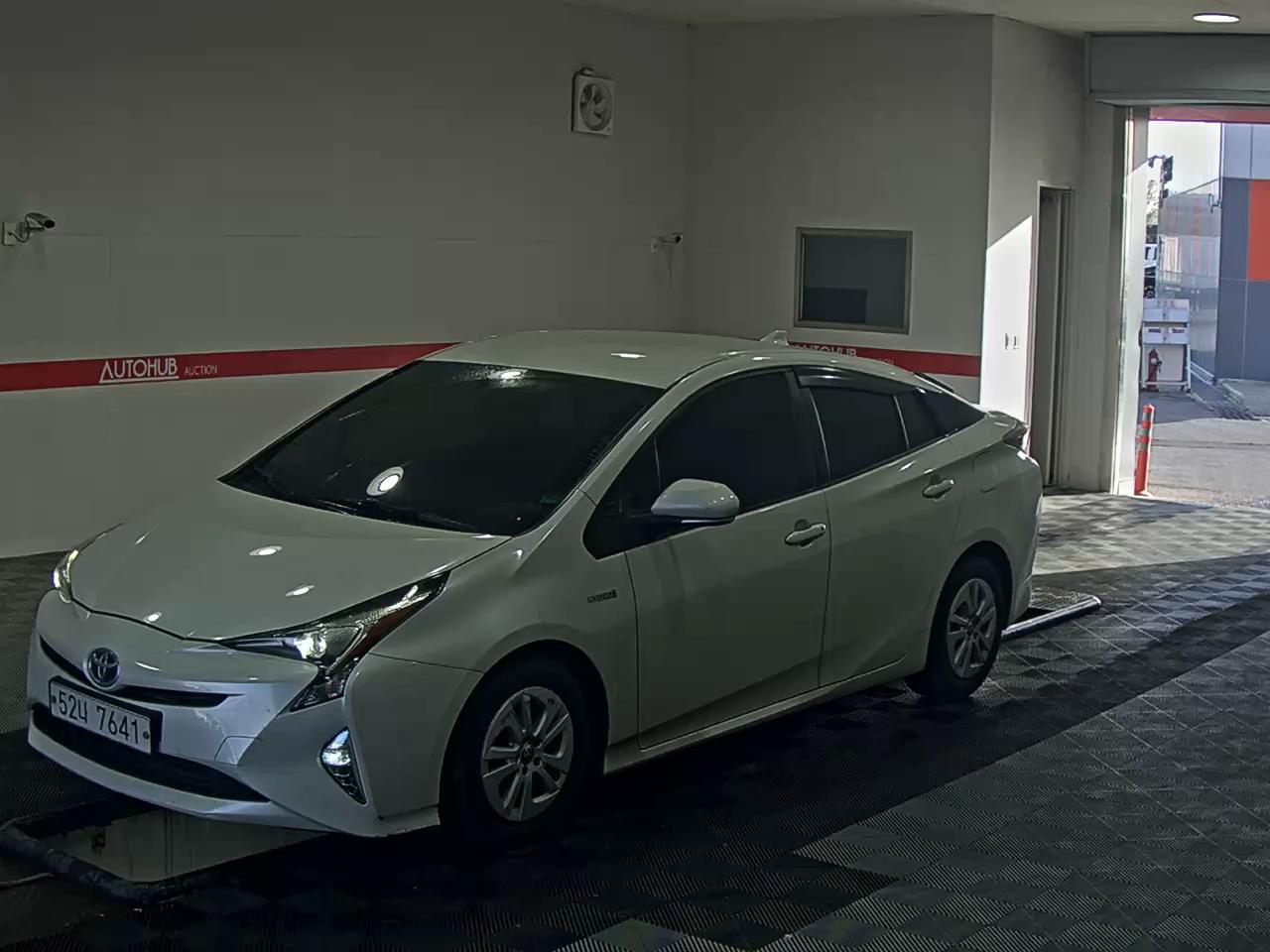 TOYOTA 프리우스