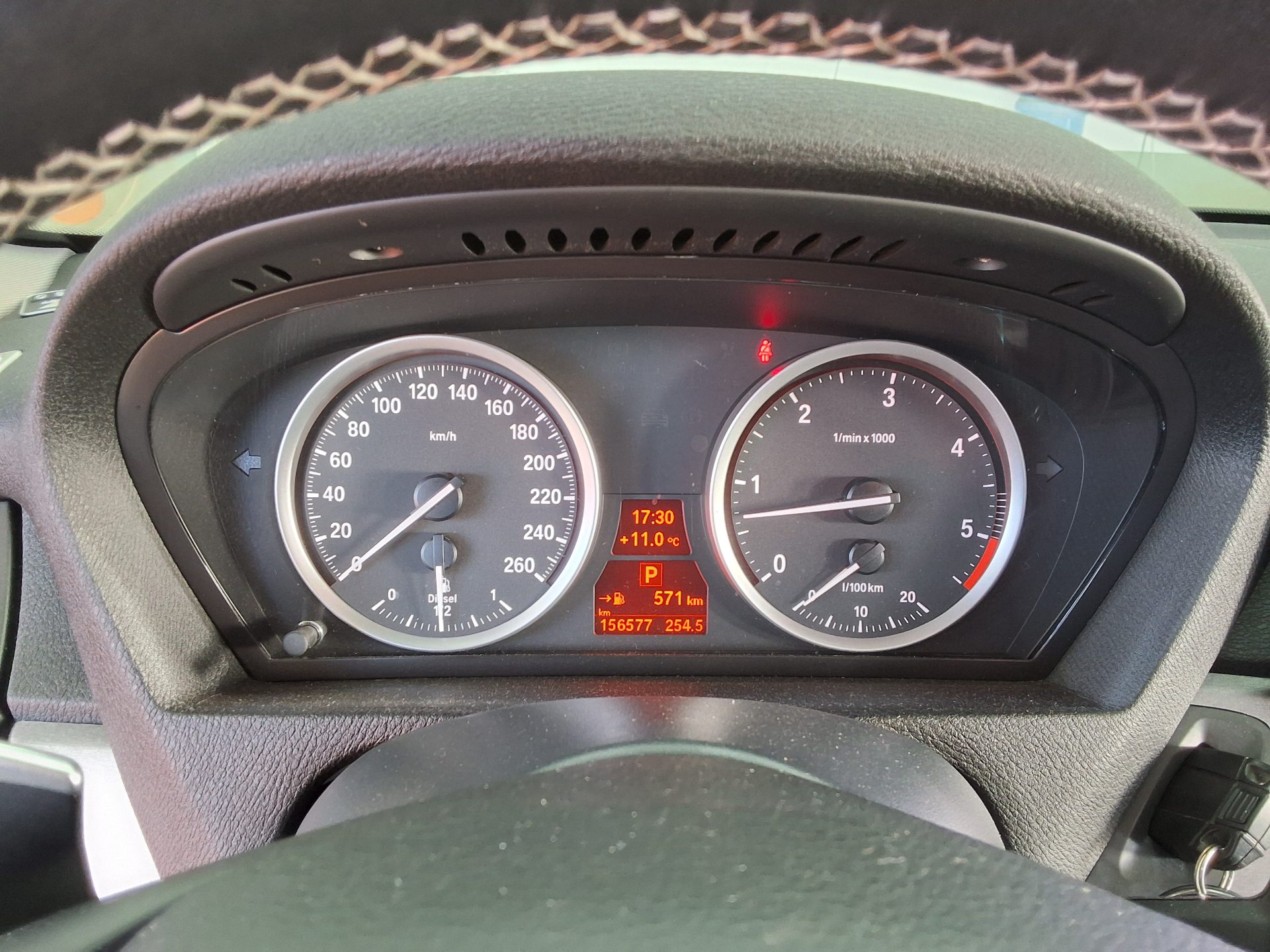 بي إم دبليو X6 2014 - صورة 8