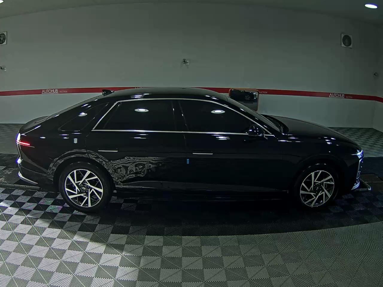 Hyundai Grandeur 2025 - Image 3