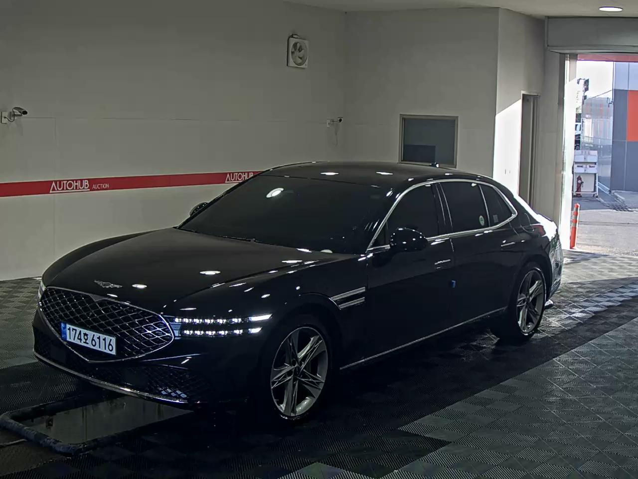 هيونداي جينيسيس