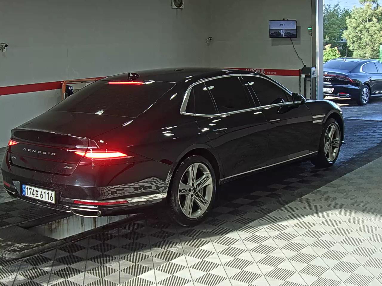 هيونداي جينيسيس 2023 - صورة 4