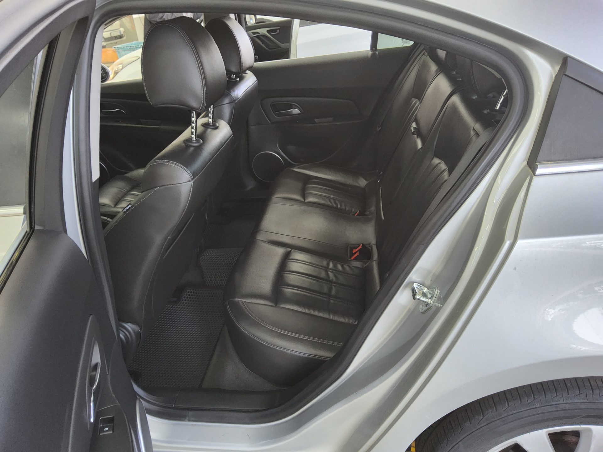 شيفرولية كروز 2016 - صورة 11