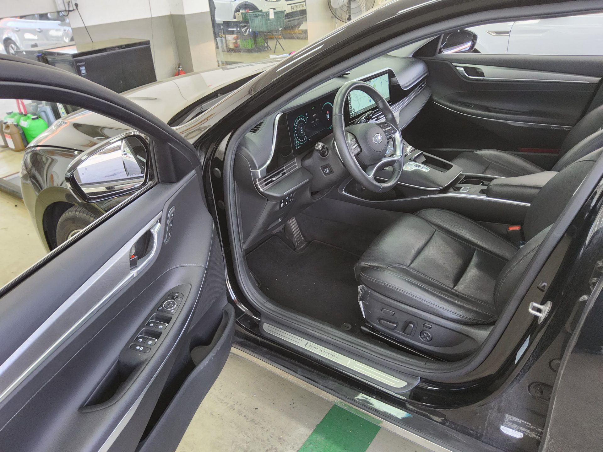 هيونداي جرانجر 2023 - صورة 9