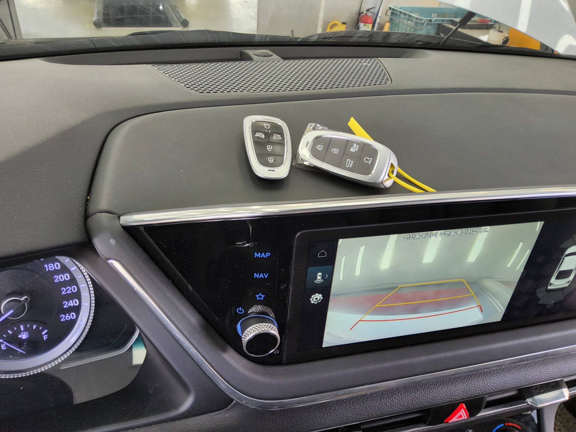 Hyundai Sonata 2022 - Image 16