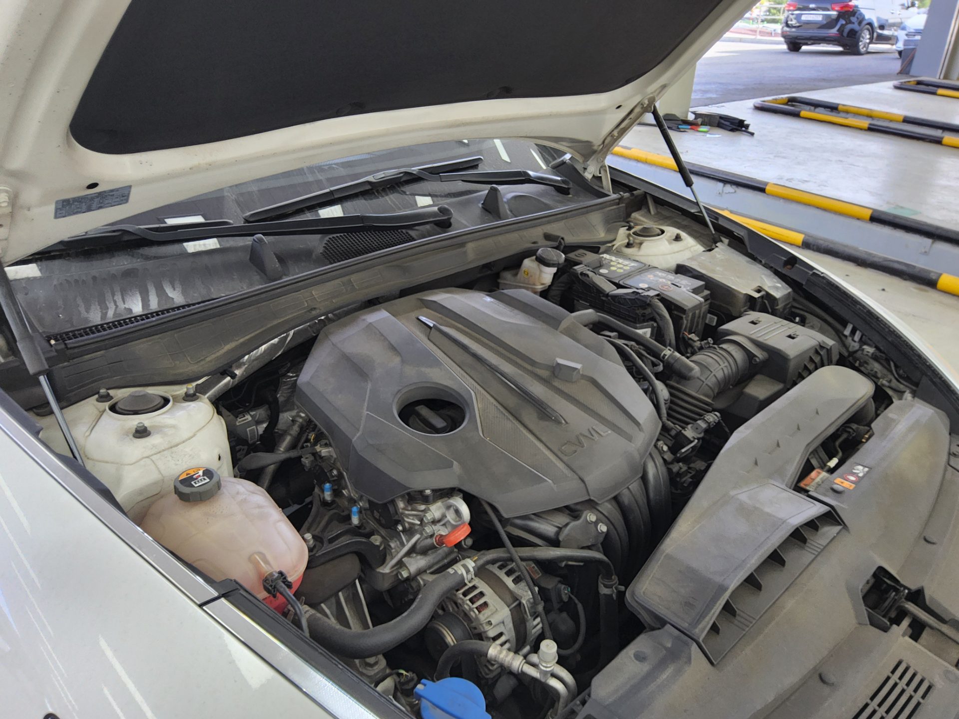 Hyundai Sonata 2022 - Image 17