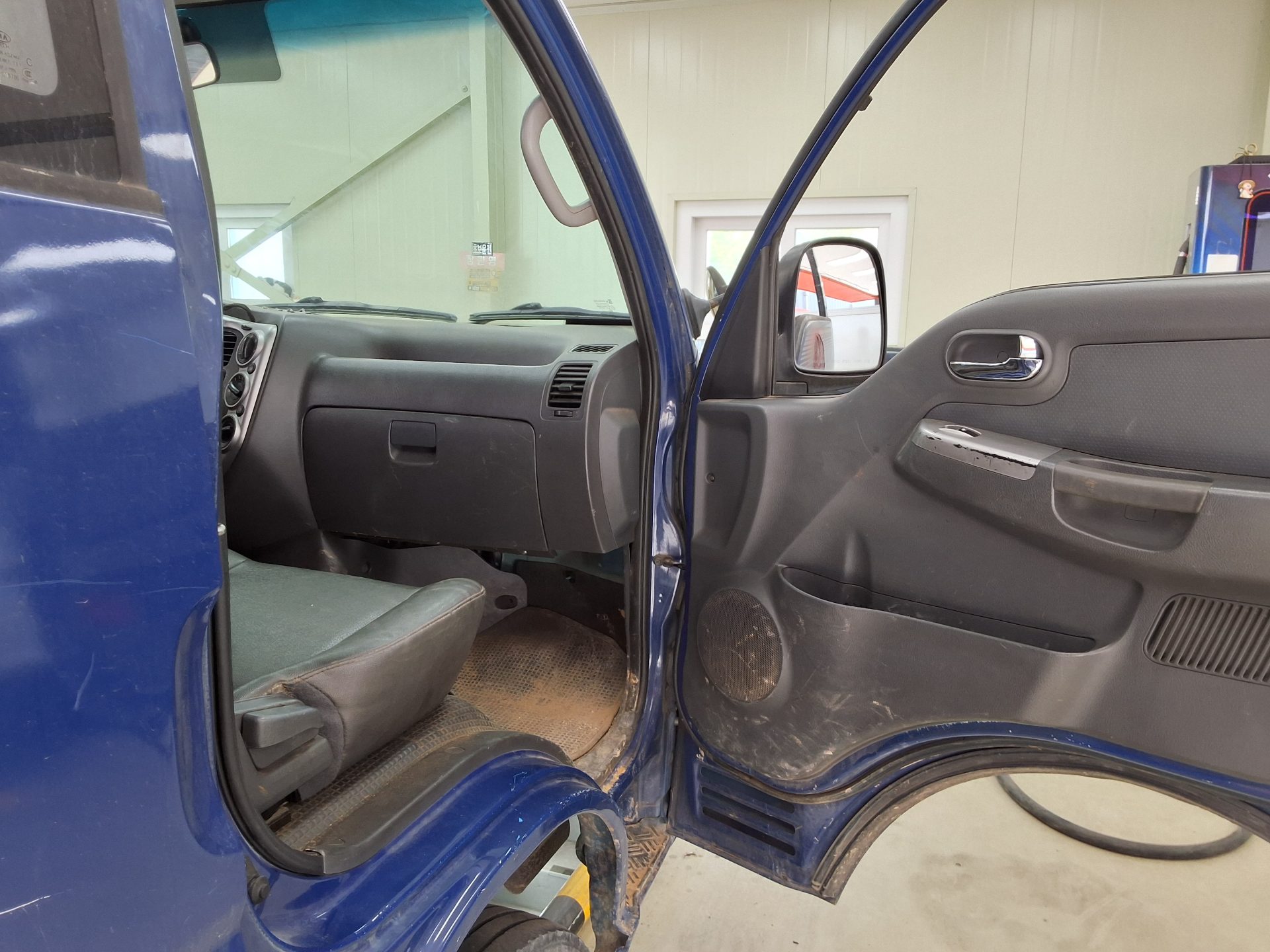 Kia Bongo 2015 - Image 10