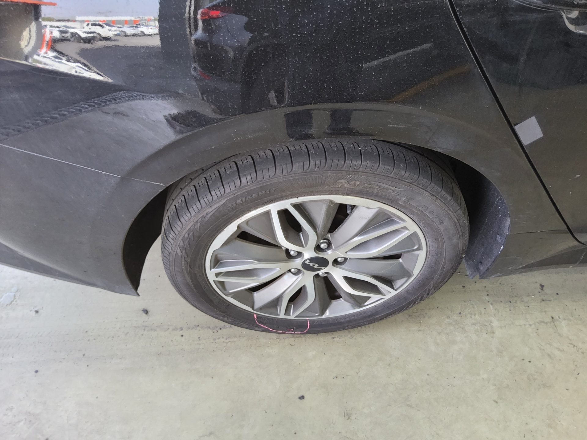 Kia K5 2023 - Image 21