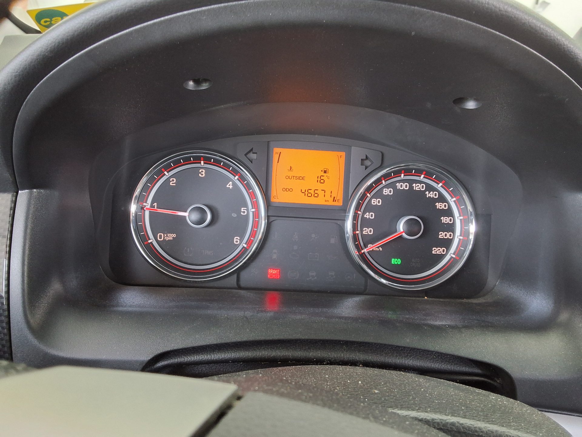 KG Mobility Korando 2013 - Image 8