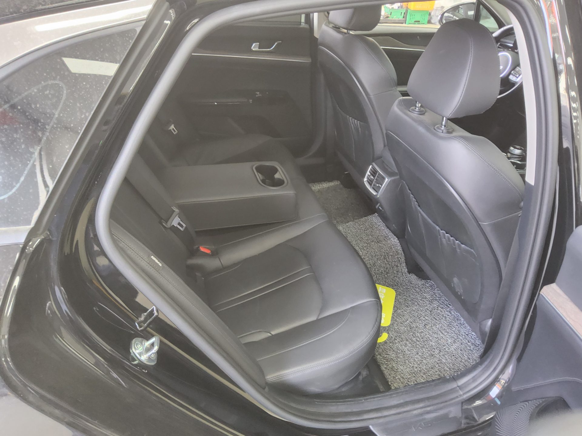 Kia K5 2023 - Image 12