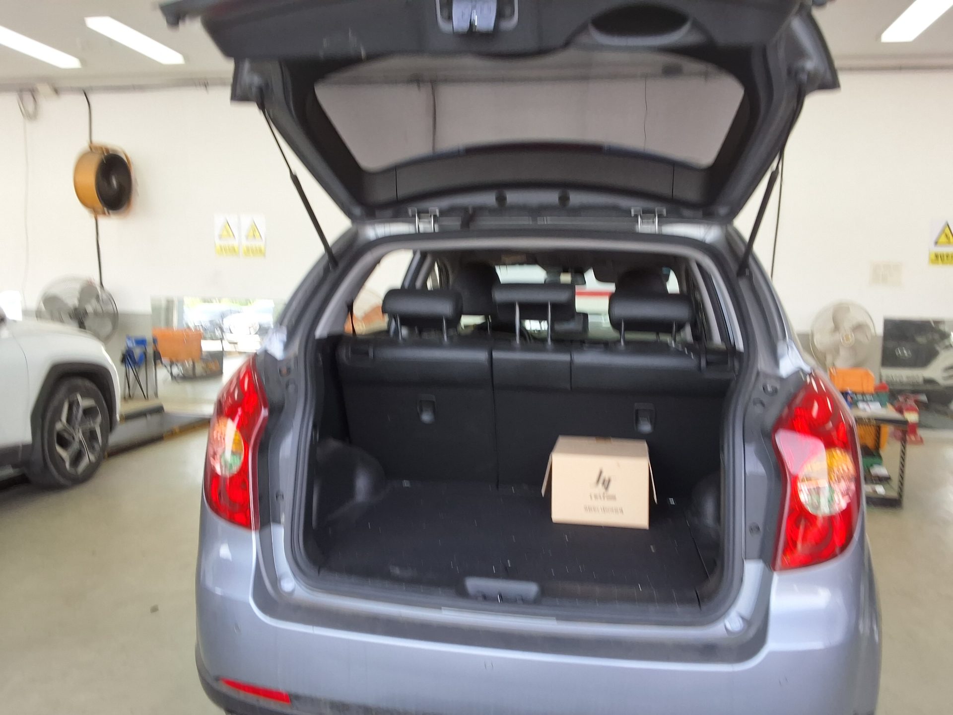 KG Mobility Korando 2013 - Image 14