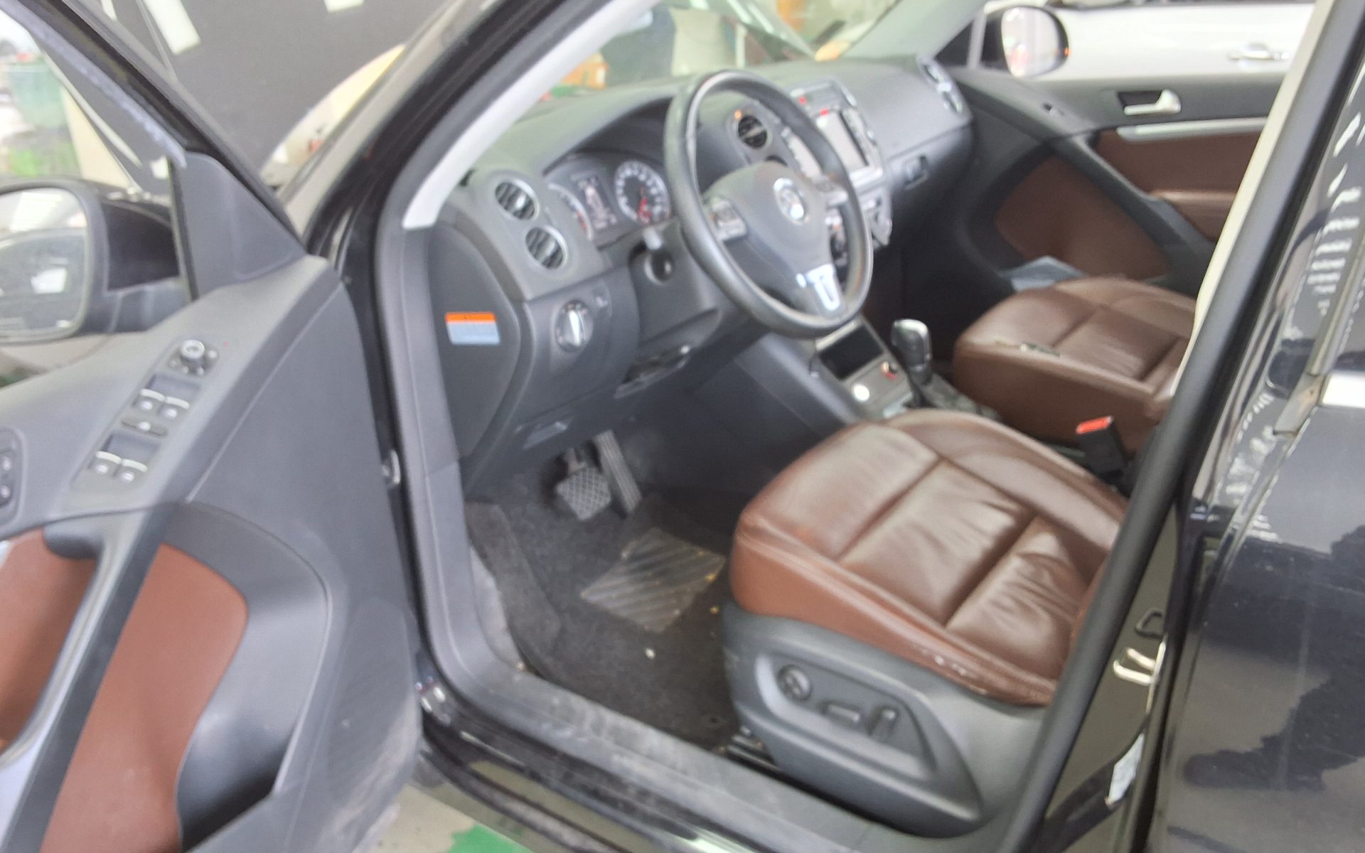 Volkswagen Tiguan 2016 - Image 9