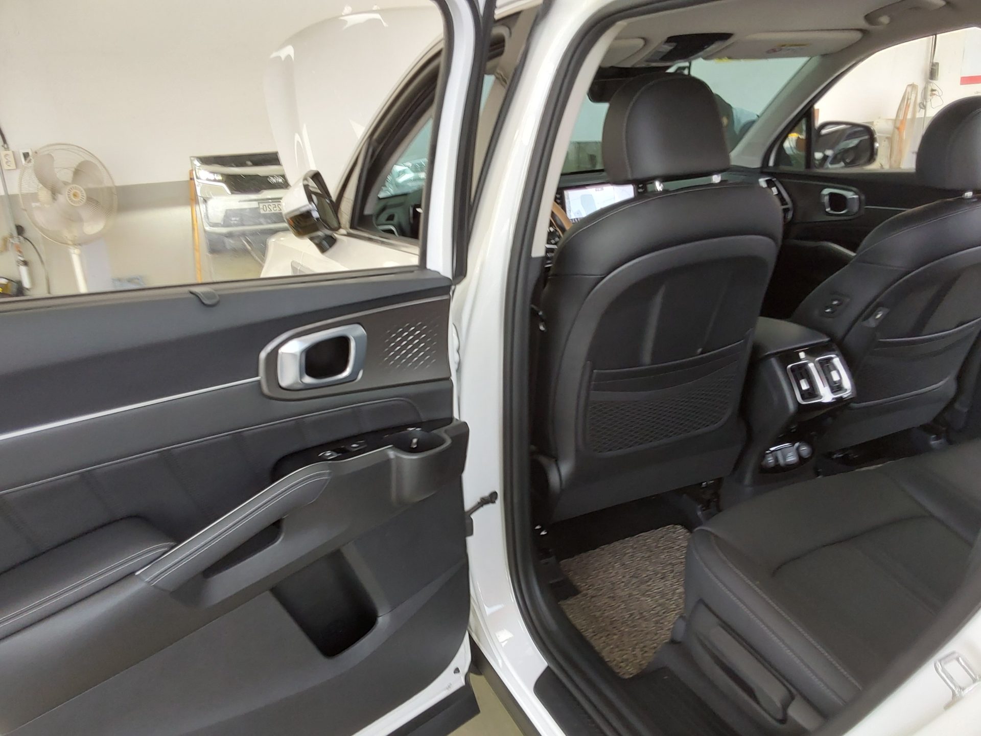 Kia Other 2021 - Image 11