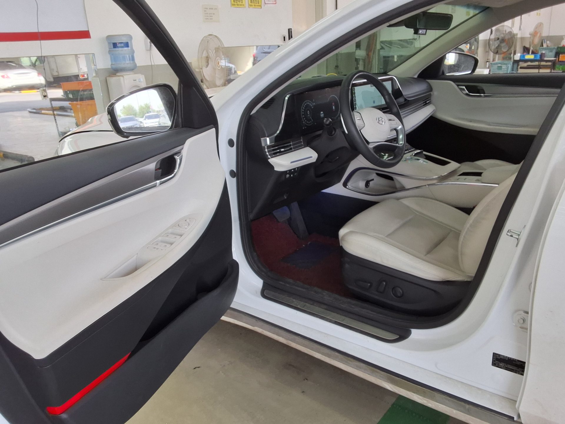 Hyundai Grandeur 2022 - Image 9