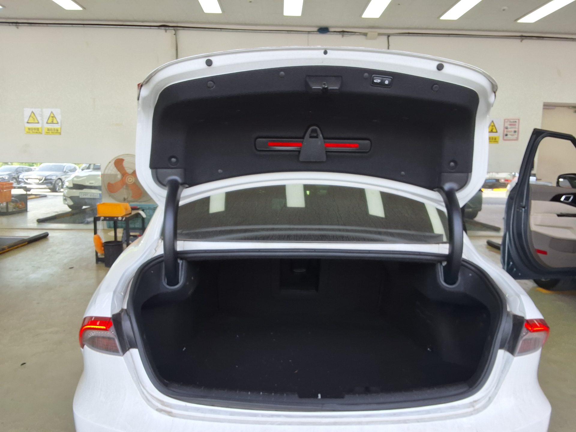 Hyundai Grandeur 2022 - Image 14