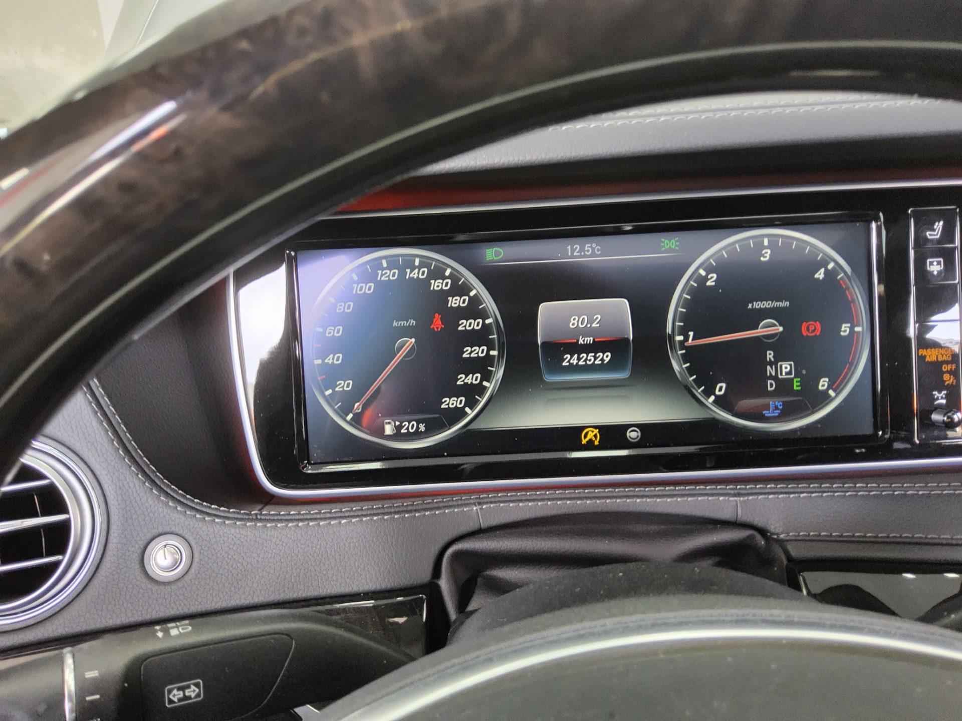Mercedes-Benz S-Class - 8