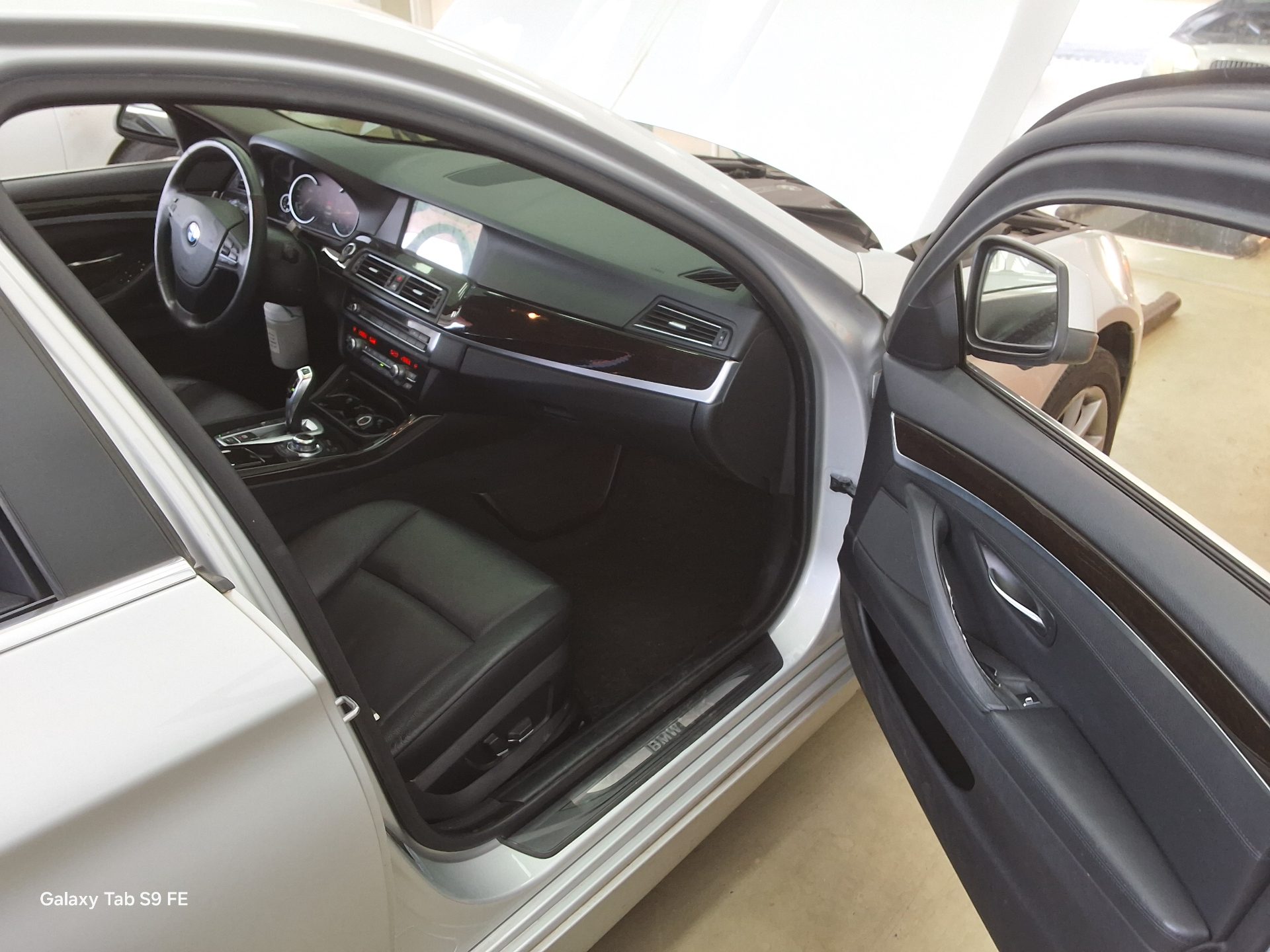 BMW 5 Series 2013 - Image 13