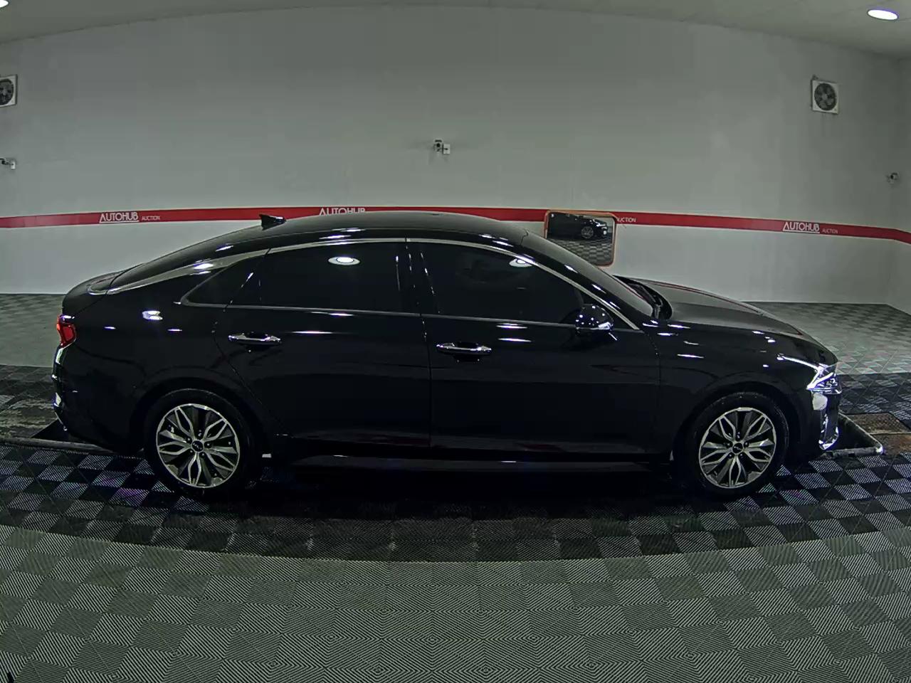 Kia K5 2023 - Image 3