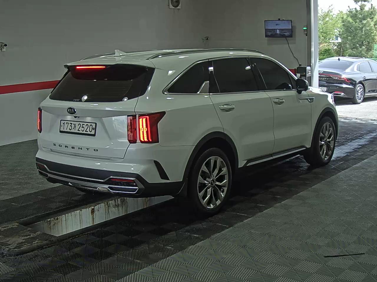 Kia Other 2021 - Image 4