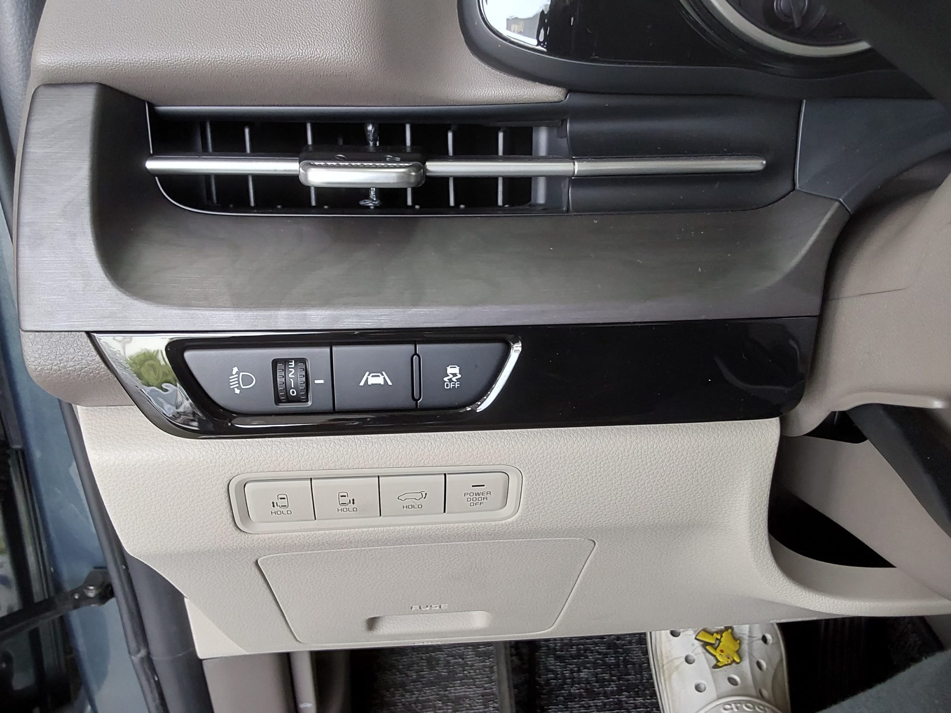 Kia SEDONA 2021 - Image 17