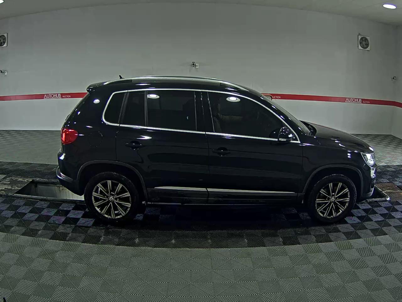 Volkswagen Tiguan 2016 - Image 3