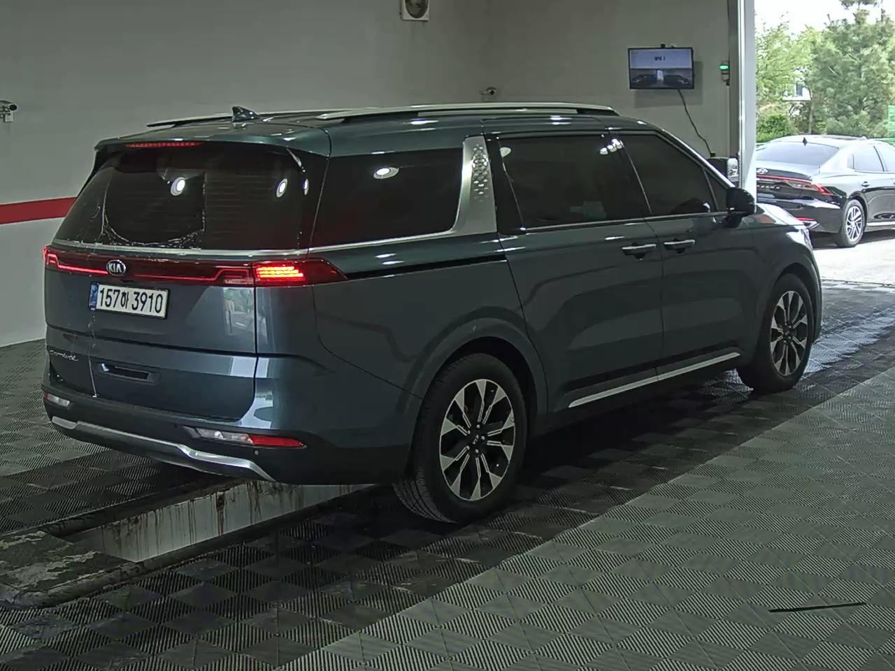 Kia SEDONA 2021 - Image 4