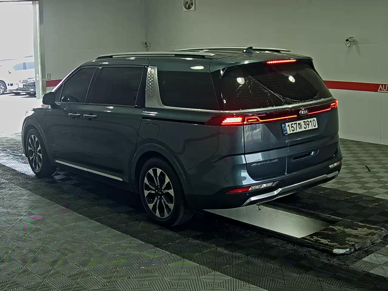 Kia SEDONA 2021 - Image 5