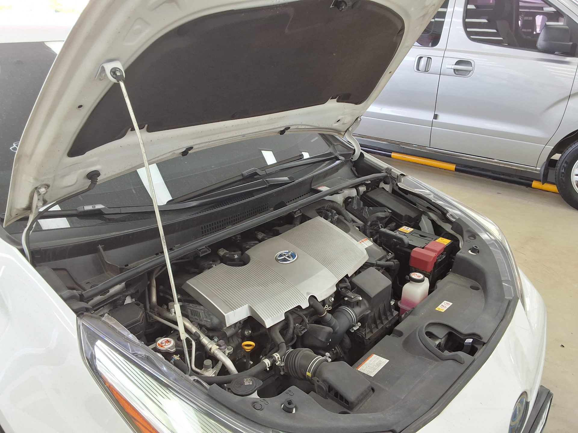 TOYOTA 프리우스 - 16