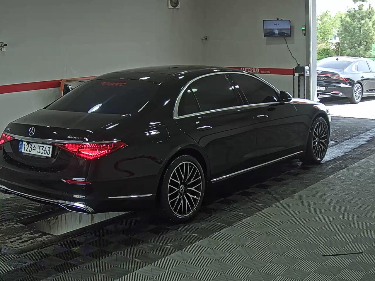 Mercedes-Benz S-Class 2022 - Image 4