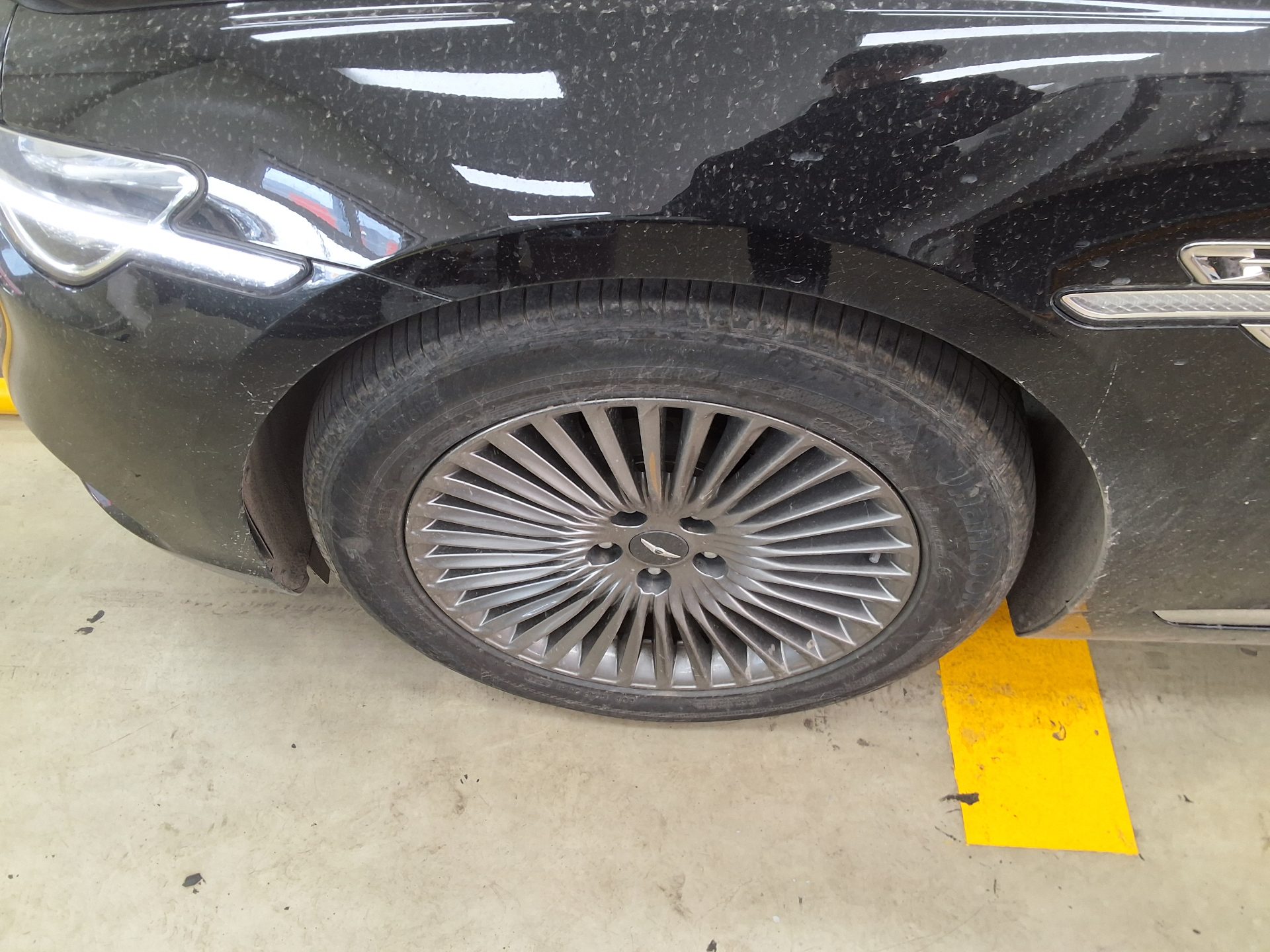 Genesis G90 2021 - Image 20