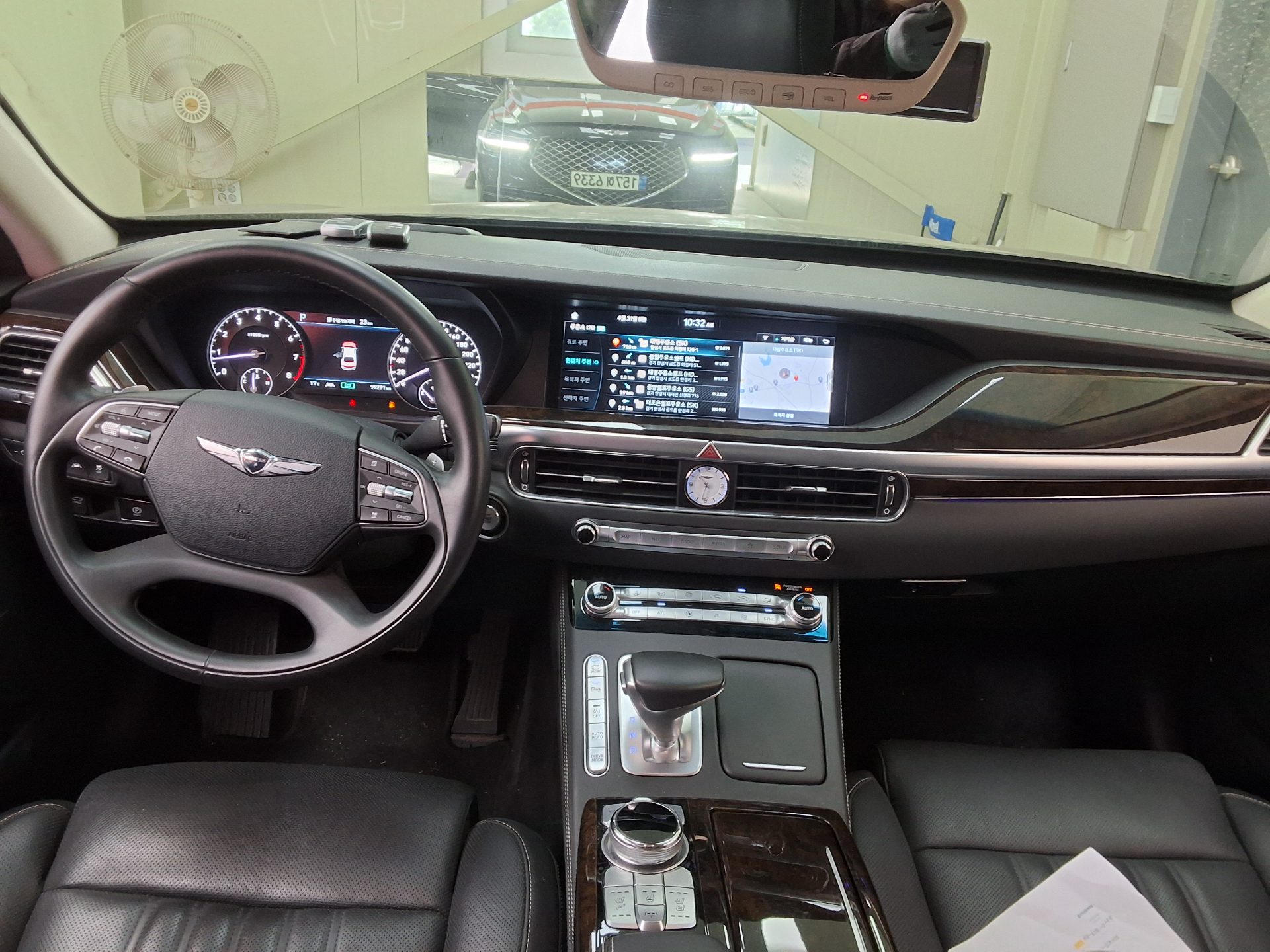 Genesis G90 2021 - Image 18