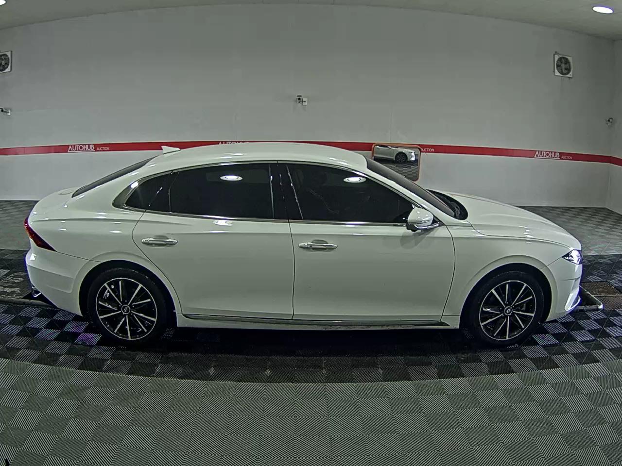Hyundai Grandeur 2022 - Image 3