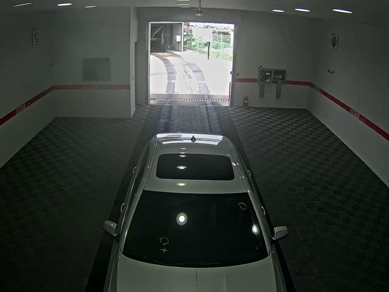 BMW 5 Series 2013 - Image 6