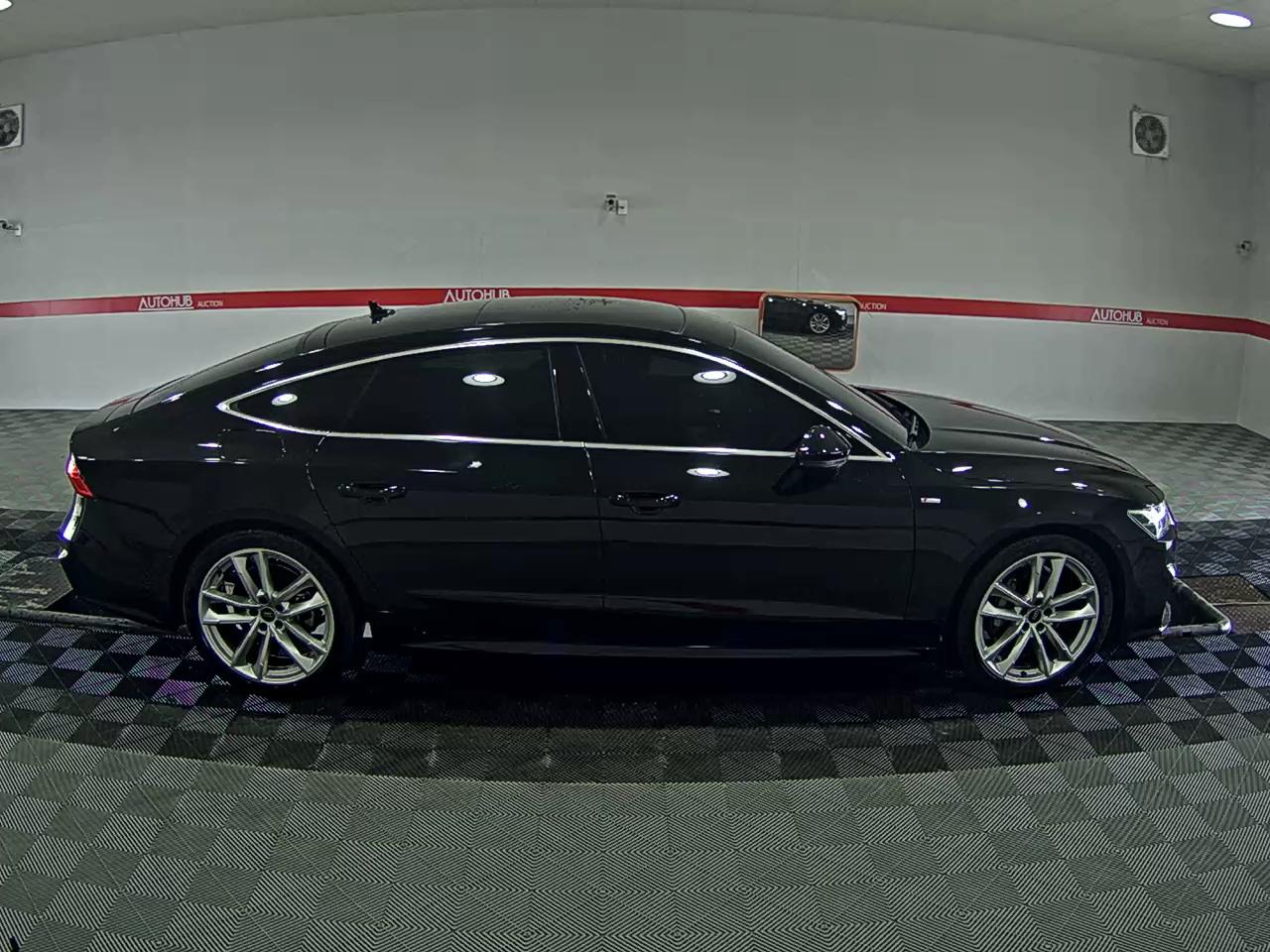 Audi A7 2023 - Image 3