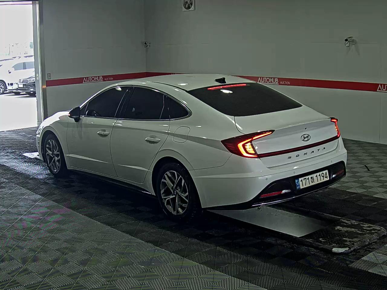 Hyundai Sonata 2022 - Image 5